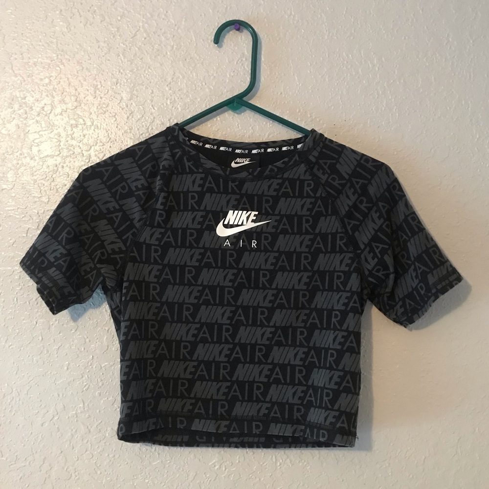 Black Nike crop top